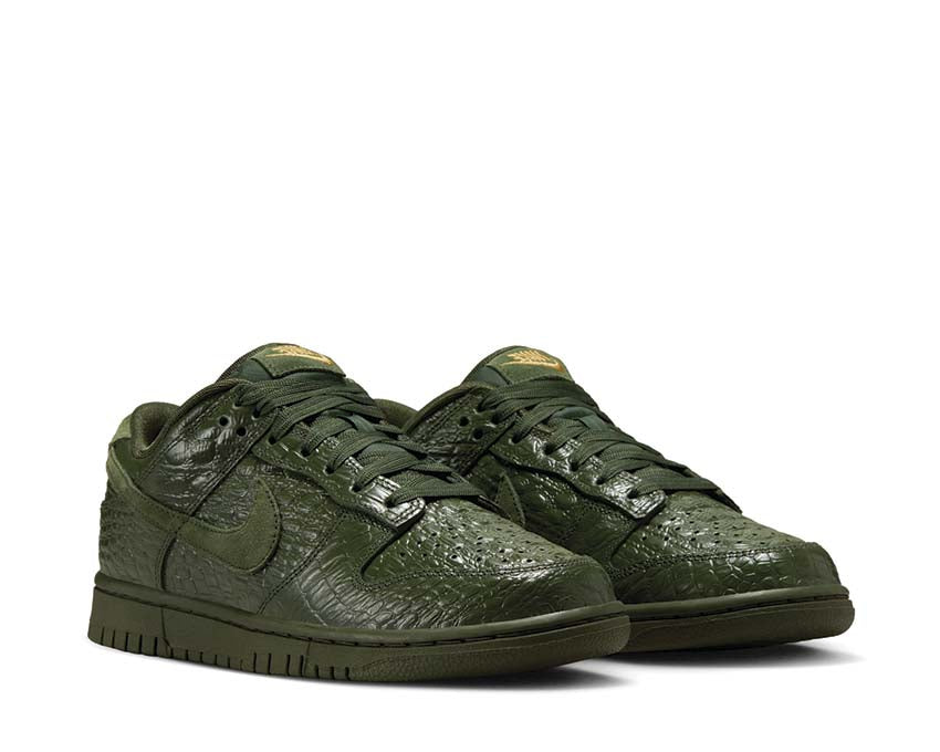 Nike Dunk Low W "Crocodile Green"