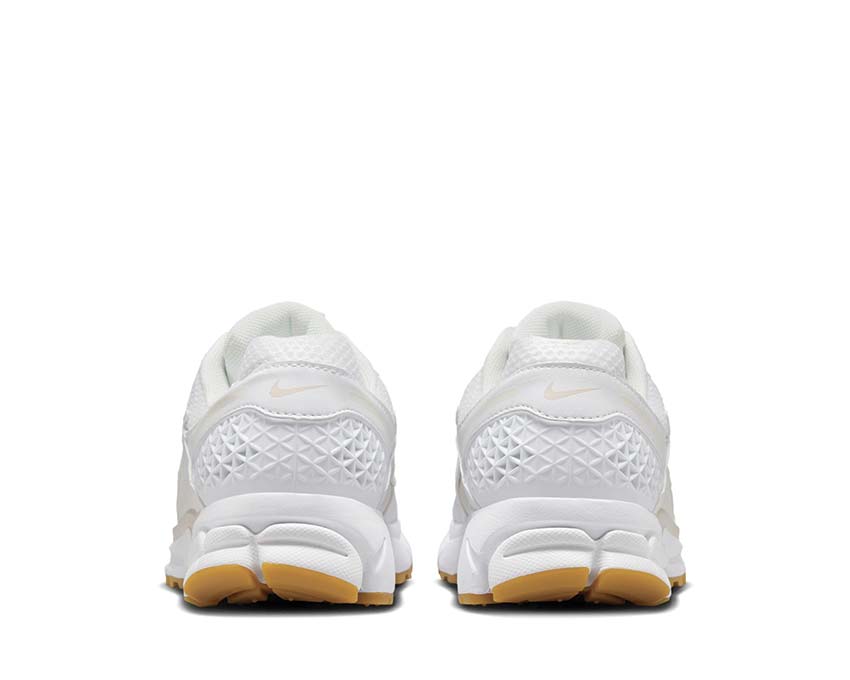 Nike Zoom Vomero 5 W "White Gum"